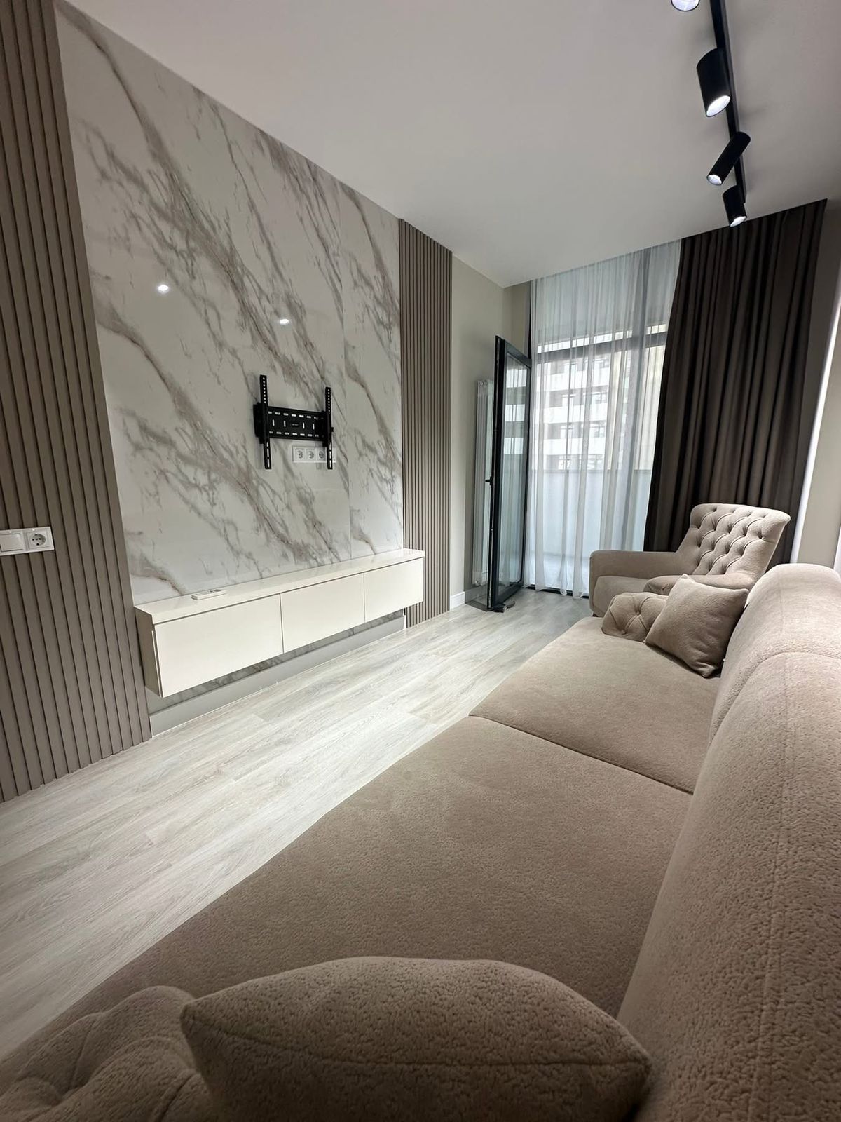 Продается квартира по Ул Шартава 16 ЖК Black sea tower